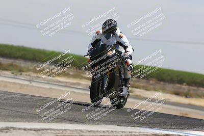 media/Aug-03-2025-TrackDaz (Sun) [[bf4a71acf9]]/A Group/12pm (Wheelie Bump)/